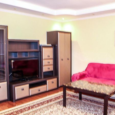 Tolebaeva 65 Appartement Alma-Ata Buitenkant foto